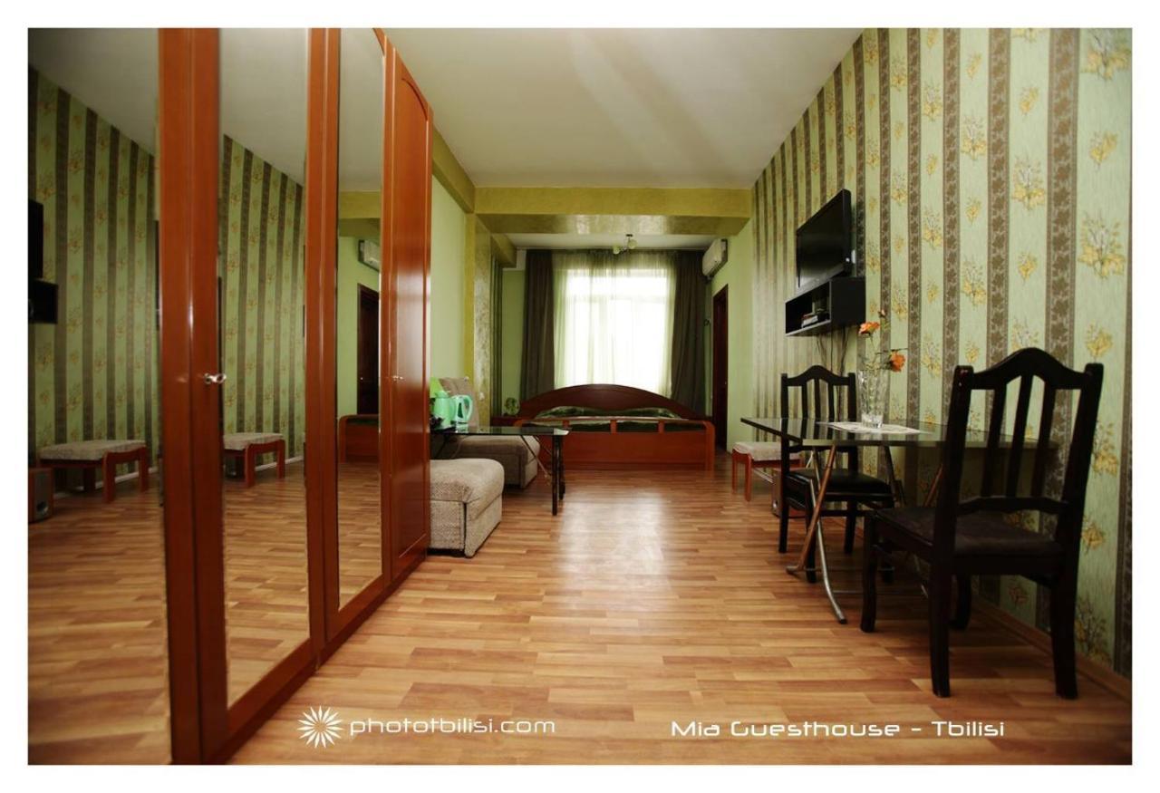 Niko'S Apartments On Shartava Street Tbilisi Exterior photo