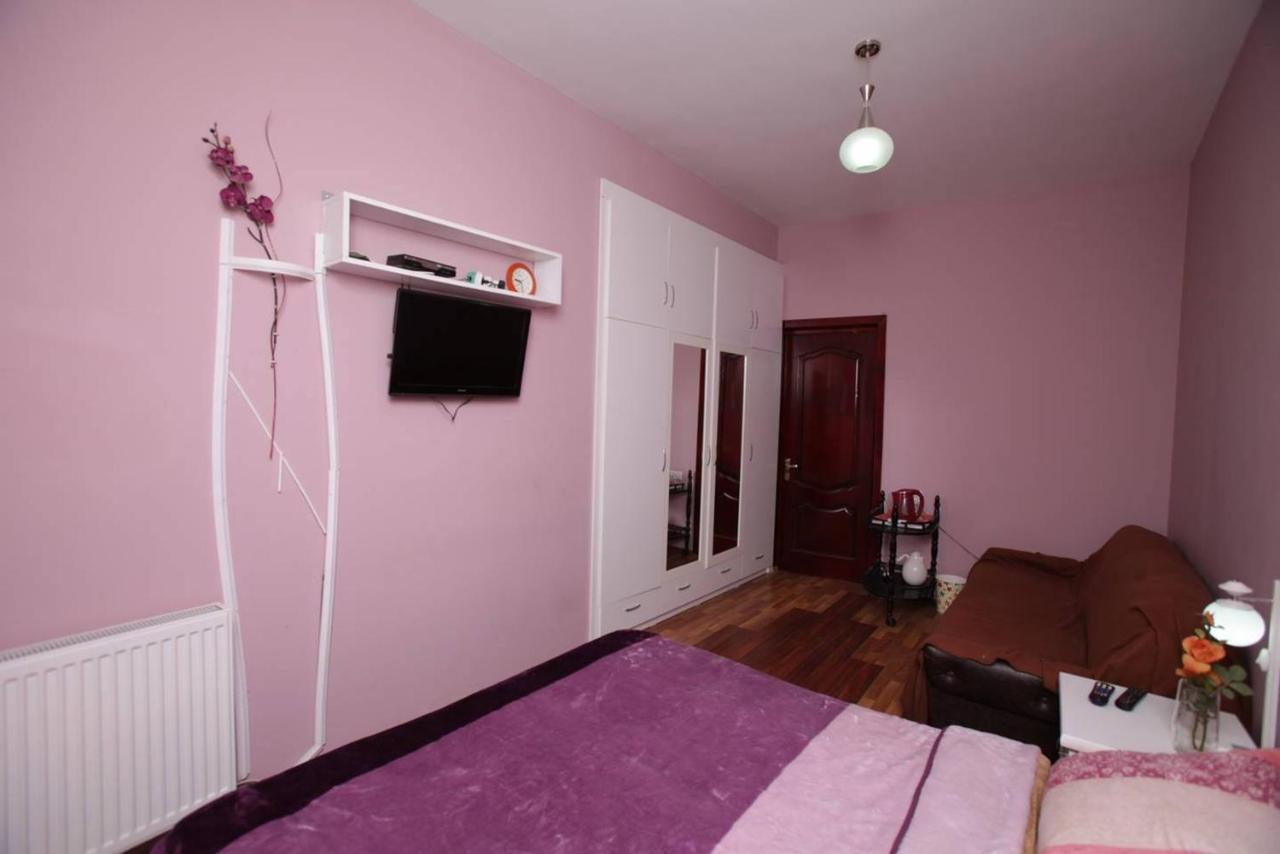 Niko'S Apartments On Shartava Street Tbilisi Exterior photo